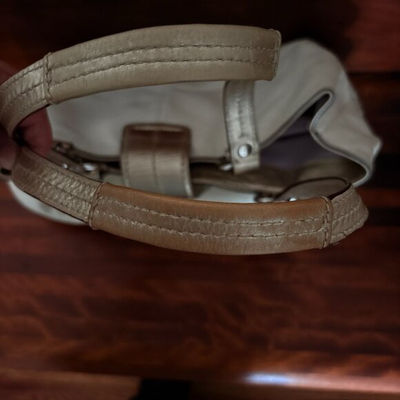 COACH Soho F18751 Cream Leather Medium East West Tote Shoulder Bag Gold Trim - Picture 13 of 13